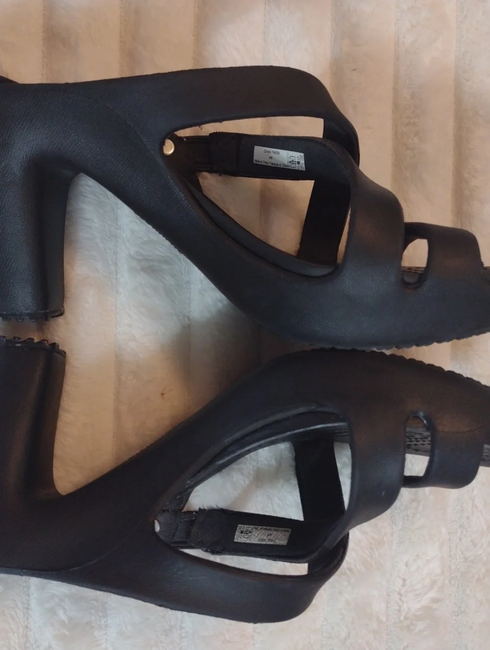 CROCS Cyprus IV Women's 6 Open Toe Slip-on Heel Sandals Strappy Comfort Black - Picture 5 of 13